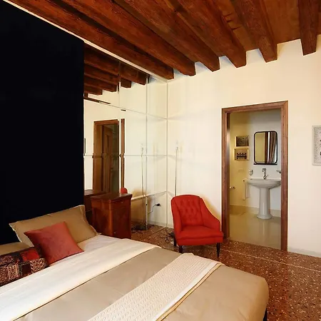 Le Andrianelle Szálloda